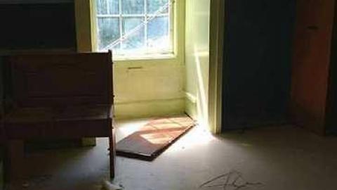 First Visit - House-on-Green7.jpg