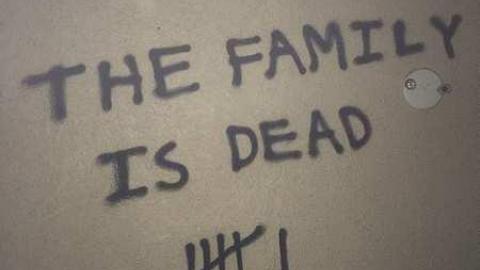 Overgrown Blue House - IMG_4950.jpg