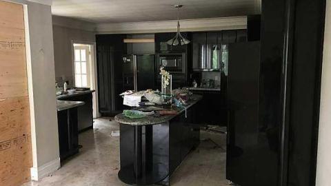 Growing for Profit No More! - Abandoned-Grow-Op-Mansion--Drug-Dealers-Mansion--King-City371.jpg