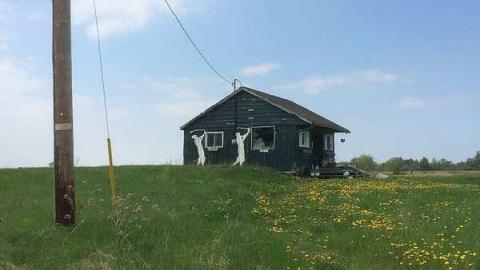 Golfing for a House, & a Farm - RussellChristie-House133.jpg