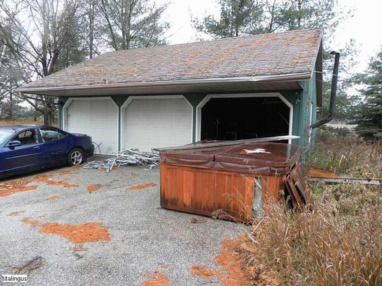 Sad chevy - SAM_0389.jpg