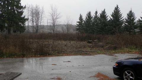 Sad chevy - SAM_0394.jpg