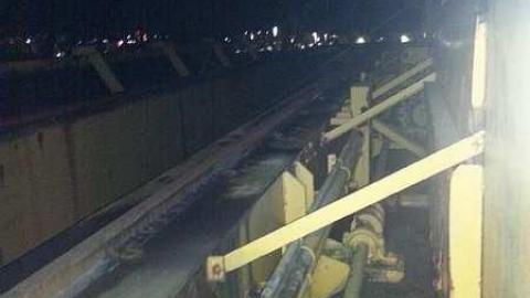 Shipping Container Crane - d-20161202_231652.jpg