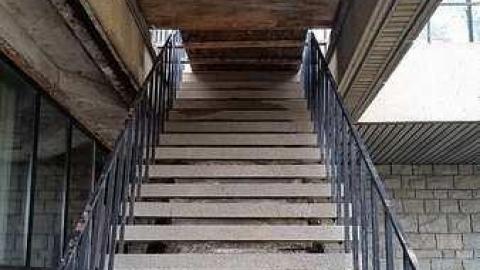 Sir John Carling Cafeteria photo 2