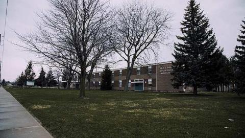 Dr. F.J. Donevan Collegiate  - Dr.-F.J.-Donevan-Collegiate140.jpg