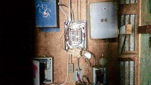 hike down - dec 2016 - Can-not-get-a-Lift15.jpg