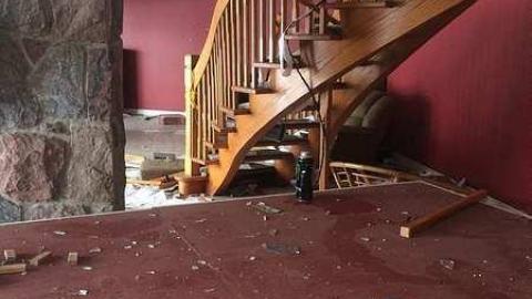 Squatters house - Someones-been-living-here84.jpg