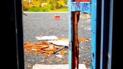 The Small School - Montréal, Quebec