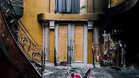 Drug Mansion 2017 - Abandoned-Grow-Op-Mansion--Drug-Dealers-Mansion--King-City23.jpg