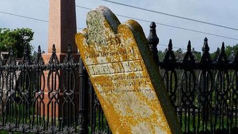 On the Tilt - Pinehill-Pioneer-Cemetery65.jpg