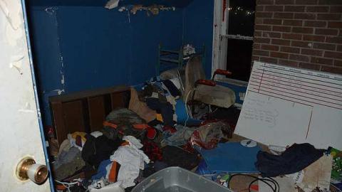 Highway Home + Barn - y-PIC_7313.jpg