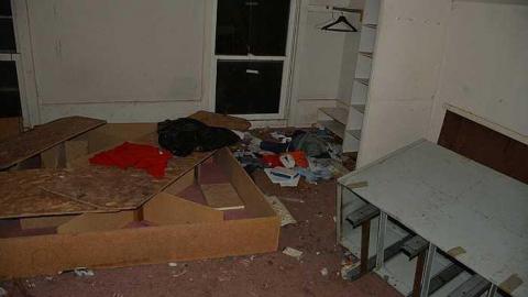 Highway Home + Barn - k-PIC_7336.jpg