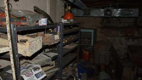 Highway Home + Barn - b-PIC_7628.jpg