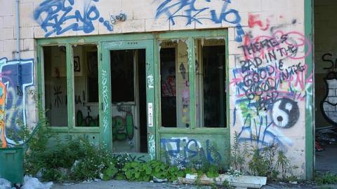 Garage Camp 30 - Garage-Across-from-Camp-3087.jpg