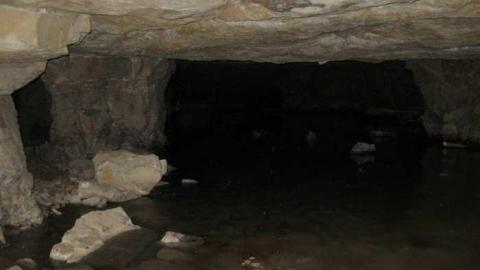 Creepy Cave Winter 2016 - Queenston-Quarry-Mine-Entry43.jpg