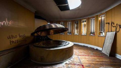 Mansion visit - Abandoned-Grow-Op-Mansion--Drug-Dealers-Mansion--King-City429.jpg