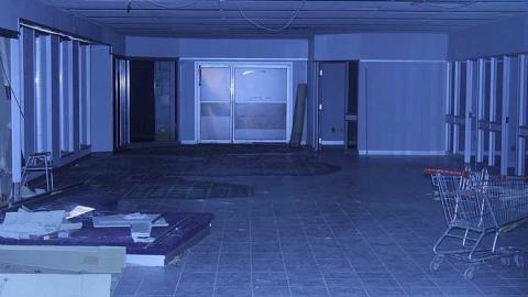 Greasy Dealership - Lakeshore-Lincoln-Dealership31.jpg