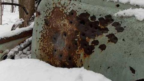 1950's beauty.. - 1950s-car-wreck22.jpg