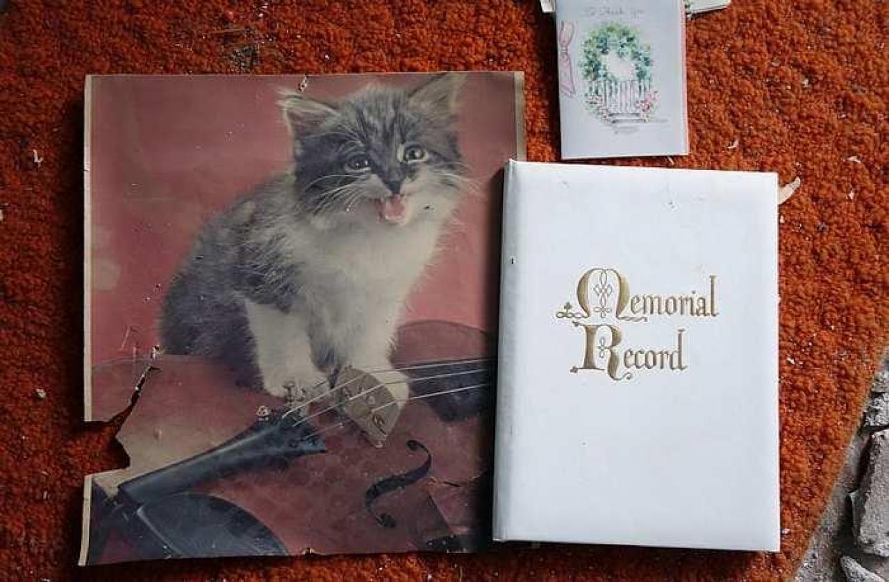 MoJu Doll '16 - House-with-the-Creepy-Doll29.jpg