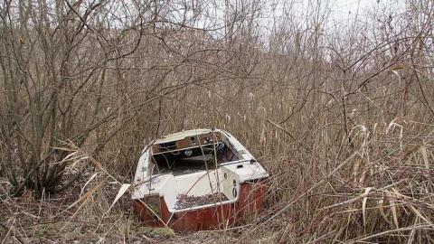 Shipwrecked Boat & Tire Castle - Shipwrecked-Boat,--Tire-Castle12.jpg