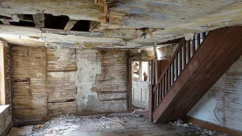 Falling Apart '16 - DSC00339.jpg