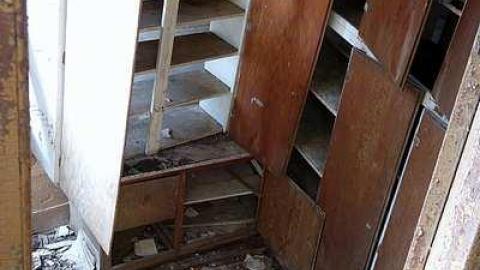 Falling Apart '16 - DSC00440.jpg