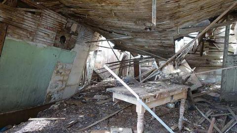 Falling Apart '16 - DSC00446.jpg