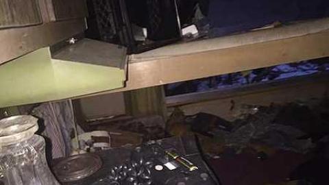 Just Missed it - Hoarders-Trash-Heap50.jpg