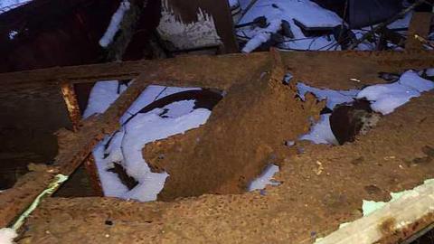 Just Missed it - Hoarders-Trash-Heap43.jpg