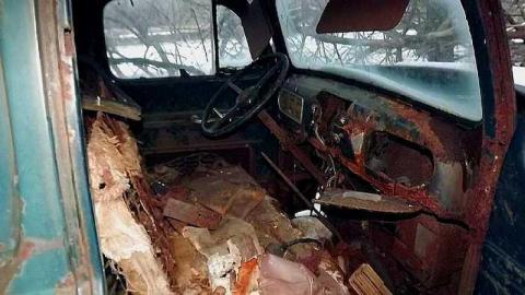 Just Missed it - Hoarders-Trash-Heap57.jpg