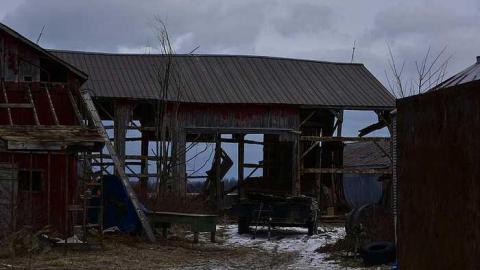 almost gone - Trenchcoat-Mafia30.jpg