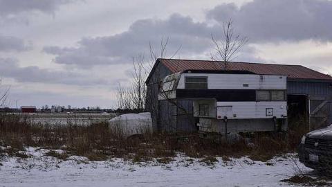 almost gone - Trenchcoat-Mafia26.jpg