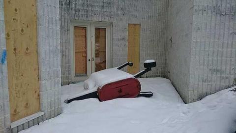 February 2017 - Abandoned-Grow-Op-Mansion--Drug-Dealers-Mansion--King-City141.jpg