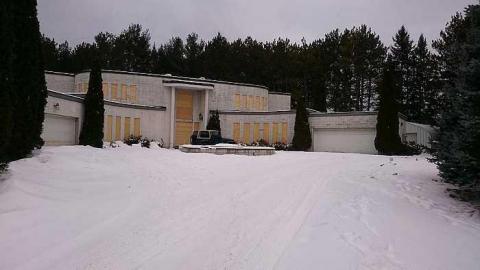 February 2017 - Abandoned-Grow-Op-Mansion--Drug-Dealers-Mansion--King-City143.jpg