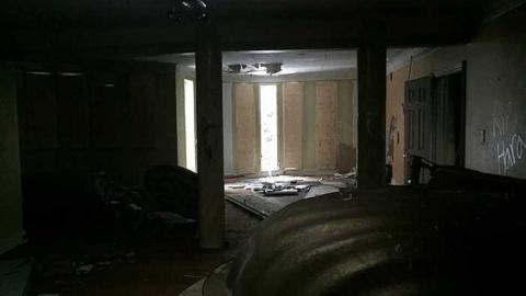 February 2017 - Abandoned-Grow-Op-Mansion--Drug-Dealers-Mansion--King-City147.jpg