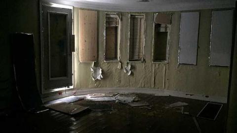 February 2017 - Abandoned-Grow-Op-Mansion--Drug-Dealers-Mansion--King-City151.jpg