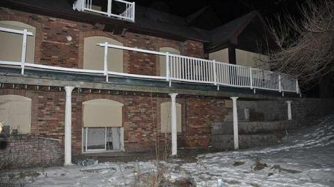 sad house - DSC_0023.jpg