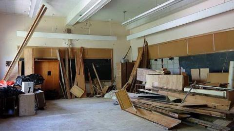 Define & Describe '16 - Arthur-Meighen-School87.jpg