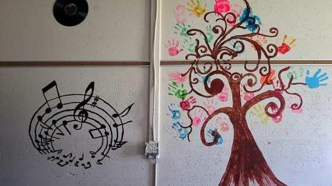 Define & Describe '16 - Arthur-Meighen-School99.jpg