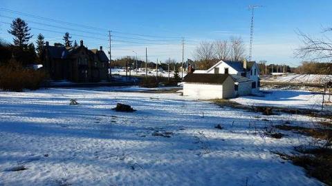 Aunt Vivian - Hwy-48-Vivian-Rd.10.jpg