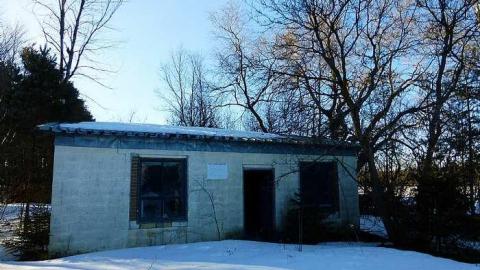 Strange Brew - Strange-Bunker6.jpg