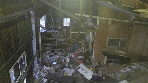  Farmhouse remains - Thorold-Playboy-Mansion37.jpg