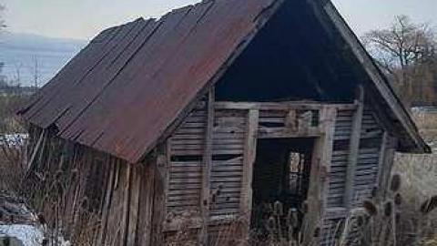  Farmhouse remains - Thorold-Playboy-Mansion47.jpg