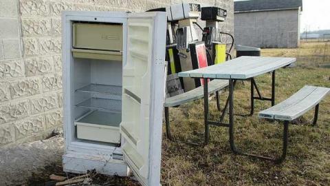 Variety & Gas Bar photo 3