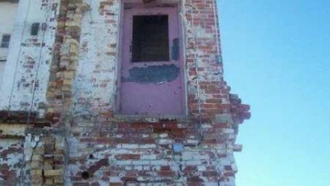 March 16 2008 - Hayes-Dana-Factory3.jpg