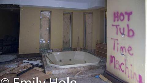 Grow Op Mansion - Abandoned-Grow-Op-Mansion--Drug-Dealers-Mansion--King-City116.jpg