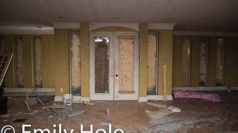 Grow Op Mansion - Abandoned-Grow-Op-Mansion--Drug-Dealers-Mansion--King-City108.jpg