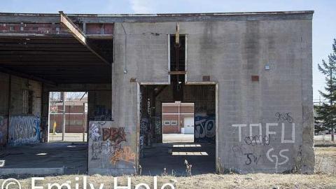 Decorated Walls - Cohen-And-Co-Steel-Distributors15.jpg