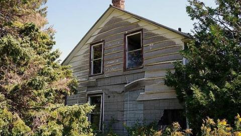 Tastefully Nude '16 - Naked-and-Afraid1.jpg