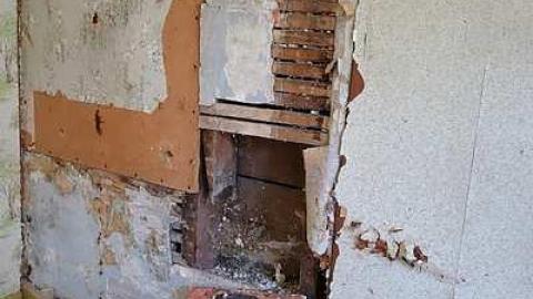 Tastefully Nude '16 - Naked-and-Afraid6.jpg